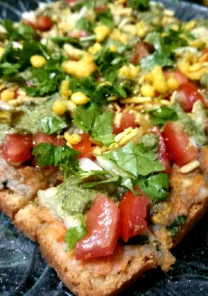 A picture of Bread Chaat.