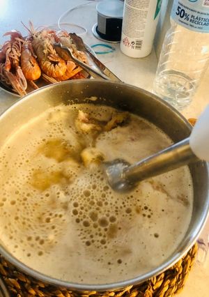 Foto principal de Fondo de pescado o fumet sencillo