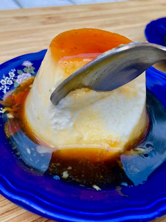 Una foto de Fantástico flan cremoso al caramelo 😋
