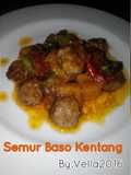 Semur baso kentang (bola bola daging)