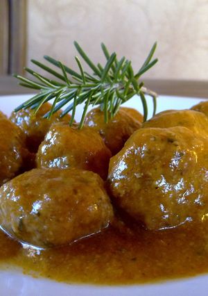 Una foto de Albóndigas en salsa fussioncook