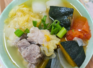 蔬菜排骨湯 的食譜成品照片
