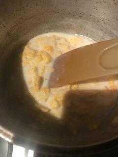 Una foto de Relleno de empanadas de choclo rápidas