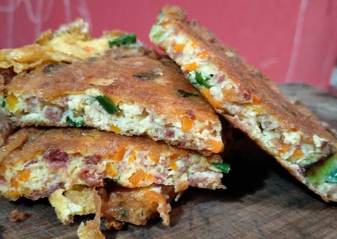 Cara Gampang Membuat 129. Telur dadar kornet, Enak Banget