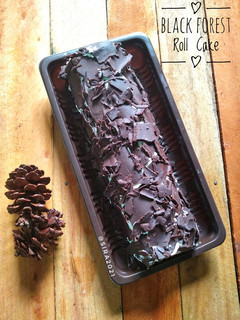 Foto resep Black Forest Roll Cake