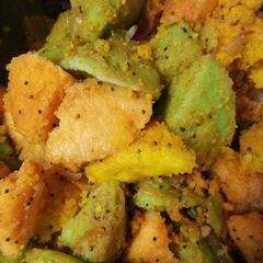 A picture of Fry idli.