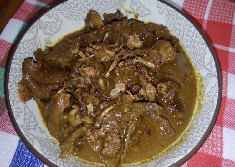 220.Lapis daging