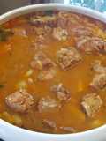 Costillitas de cerdo en salsa de jitomates asados