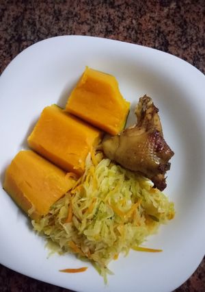 A picture of Boiledpumpkin,boiled chicken&steamed cabbage#authormarathoni.