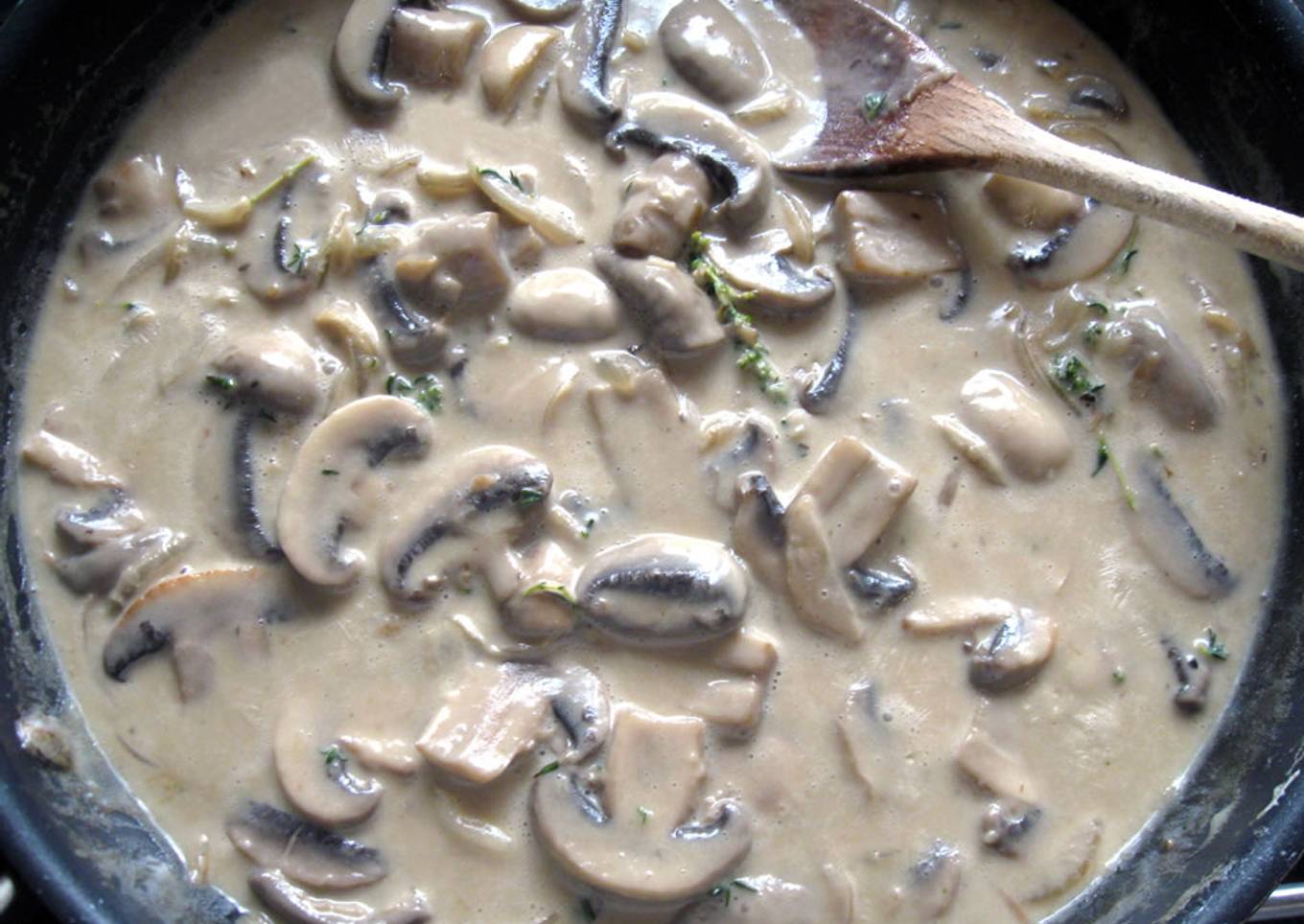 Creamy Mushroom Sauce for Pasta