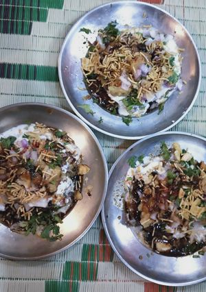 A picture of Aaloo Tikki.