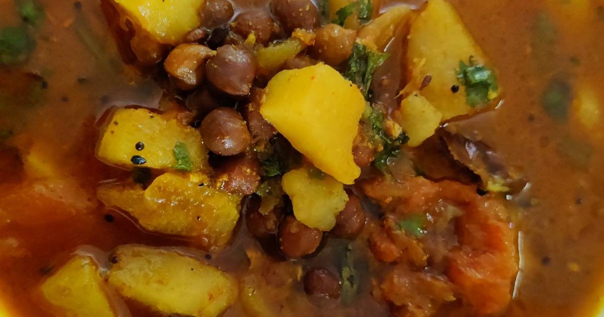 Kale Chane Aur Aloo Ki Sabzi Recipe By Susmita Patnaik Cookpad