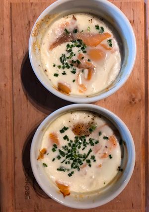 Une photo de Oeuf cocotte ricotta, saumon fumé