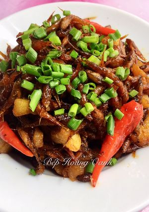 Hình của món Cá Bống Trứng Kho Tiêu.