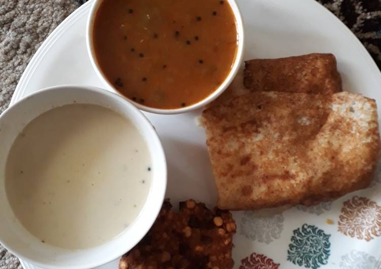 2 Things You Must Know About Dal vada, dosa with chutney and sambhar