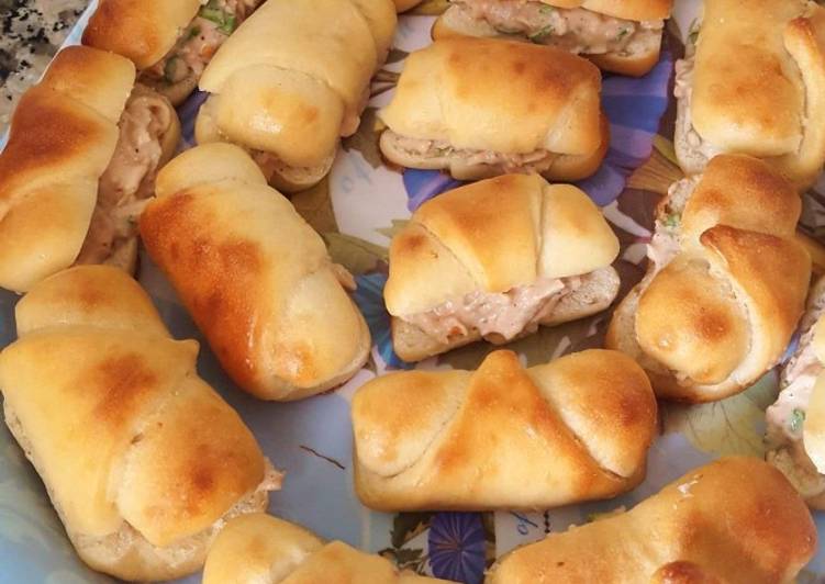 Recipe of Delicious Minni Bread Rolls