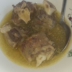A picture of Ox-tail Soup.