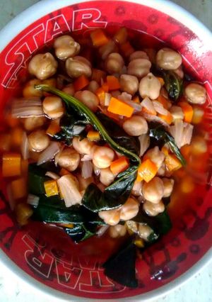 Una foto de Sopa de garbanzos
