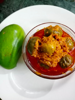 ગુંદા કેરીનું અથાણું (gunda Keri athanu recipe in Gujarati) રેસીપી મુખ્ય ફોટો