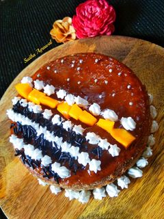 मैंगो केक इन कुकर (Mango cake in cooker recipe in Hindi) रेसिपी मुख्य फोटो