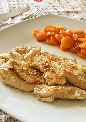 Foto di Filetti di pollo al sesamo