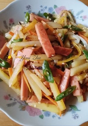 Foto resep Tumis Kentang Iris