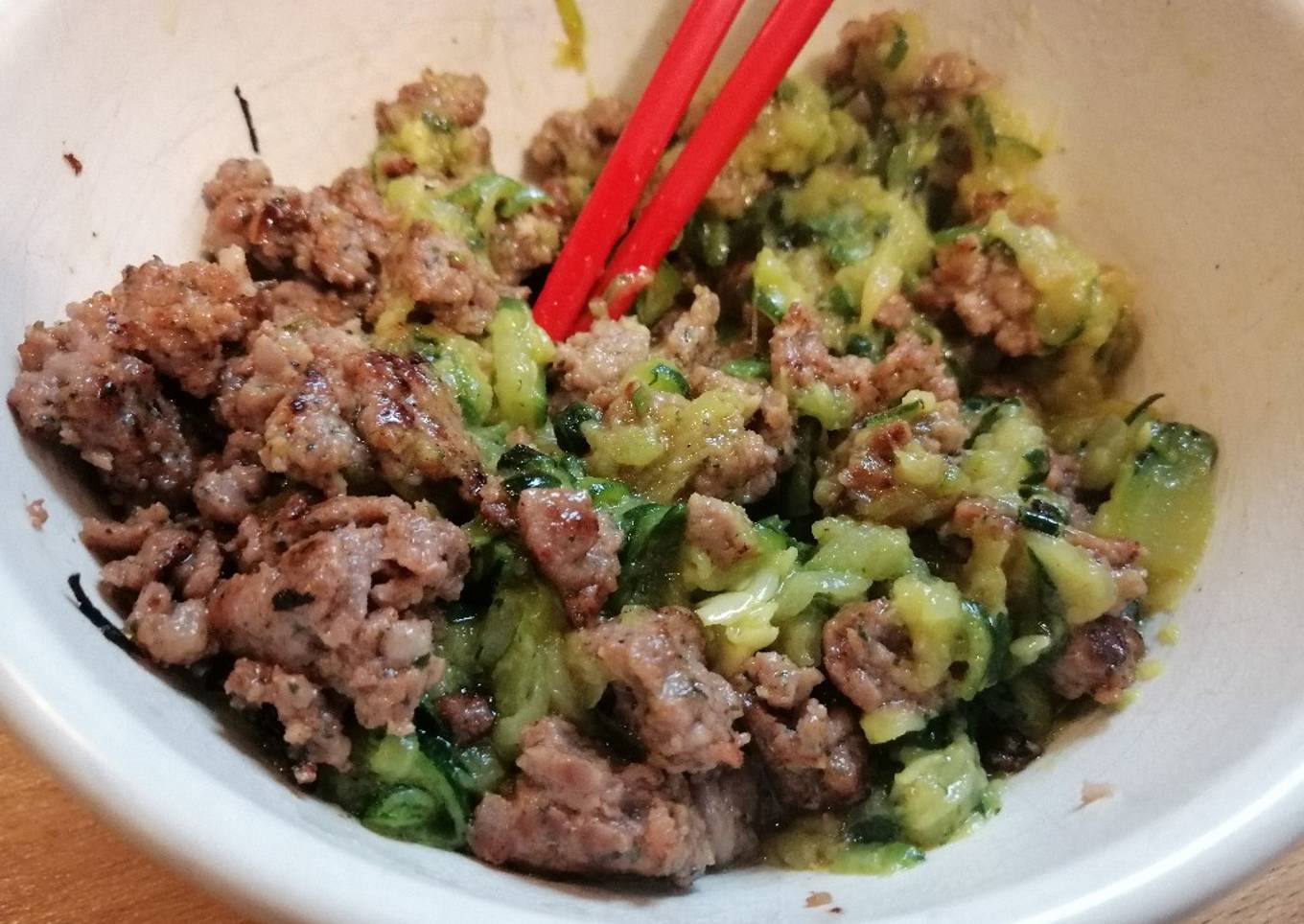 Spaghetti de calabacín y carne picada