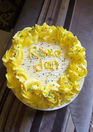 A picture of Vanilla cake(yellow).