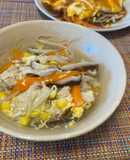 Súp ức gà với các loại rau (Chicken soup with vegetables)