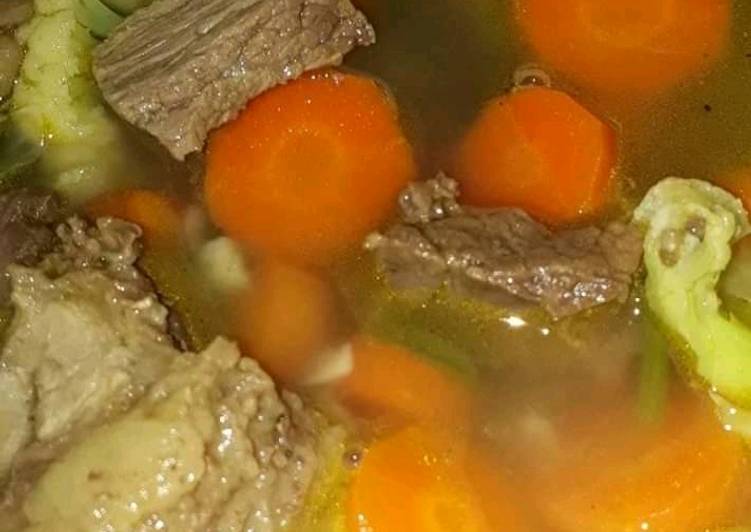 Sop daging sapi