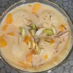 A picture of Mango Rasmalai.