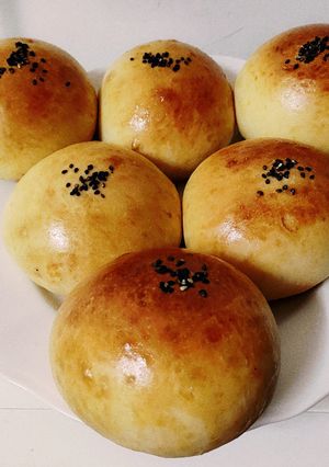 椰香卡士達紅豆麵包 的食譜成品照片