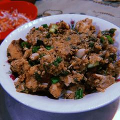 A picture of Pepper chicken dry.