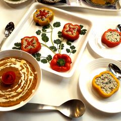 A picture of Stuff Shimla mirch served with shahi gravy.