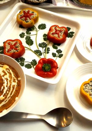 A picture of Stuff Shimla mirch served with shahi gravy.