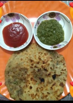 A picture of Bengali vegetable Paratha.