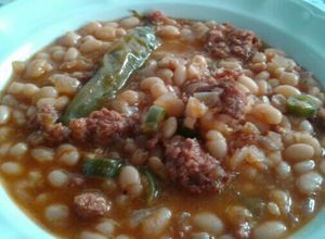 Una foto de Alubias con chorizo
