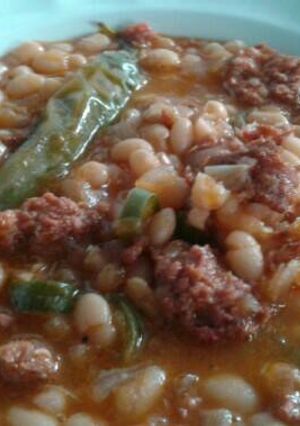 Una foto de Alubias con chorizo