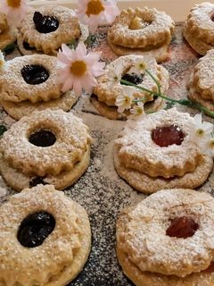 Mézeskalács ízű linzer mandulaforgáccsal 🌺🌺🌺 recept fotója