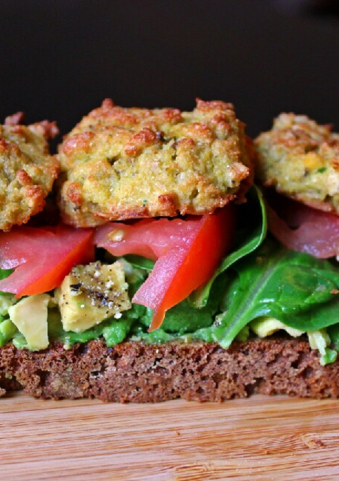 Una foto de Sándwich de falafel