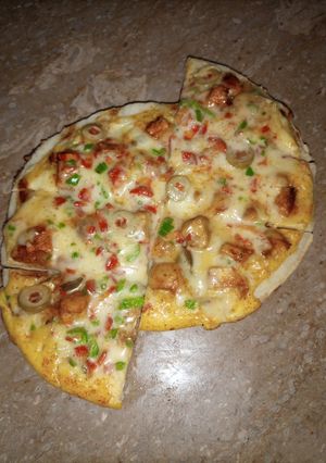 A picture of Chicken Egg Pizza🥚.