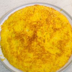 A picture of Spanish omelette.