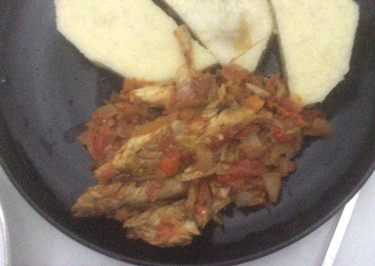 How to Prepare Homemade Boiled yam with local sauce