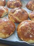 Bollos árabes con hinojo y sésamo