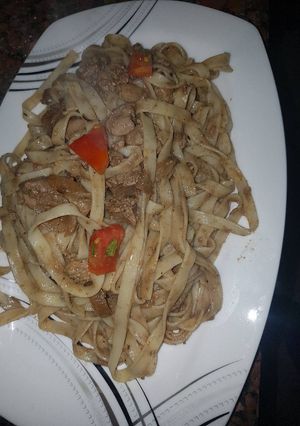 صورة لوصفة مكرونه شرايح بكبده الفراخ