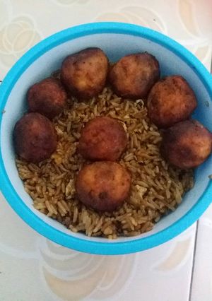 Foto resep Nasi goreng dan perkedel ayam kentang. #bikin Ramadhan berkesan