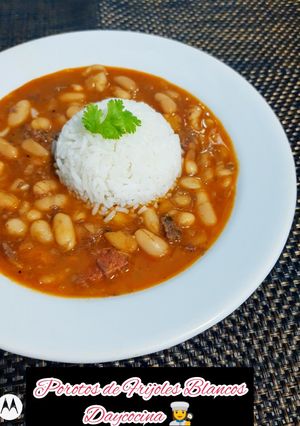 Una foto de Potaje de Frijoles Blancos con Arroz👩‍🍳