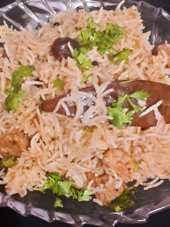 सोया बिरयानी (Soya biryani recipe in Hindi) रेसिपी मुख्य फोटो