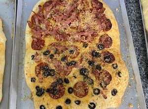 Una foto de Focaccia con puré de papa