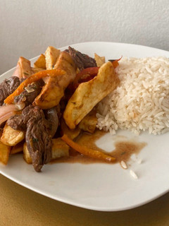 Una foto de Lomo saltado 🇵🇪